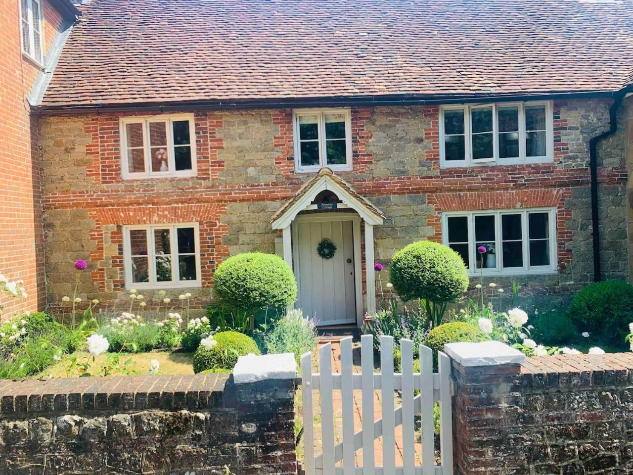 Super Host Large Luxury Cottage South Downs Park Lodsworth Exterior photo