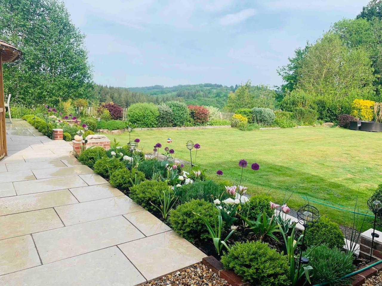 Super Host Large Luxury Cottage South Downs Park Lodsworth Exterior photo