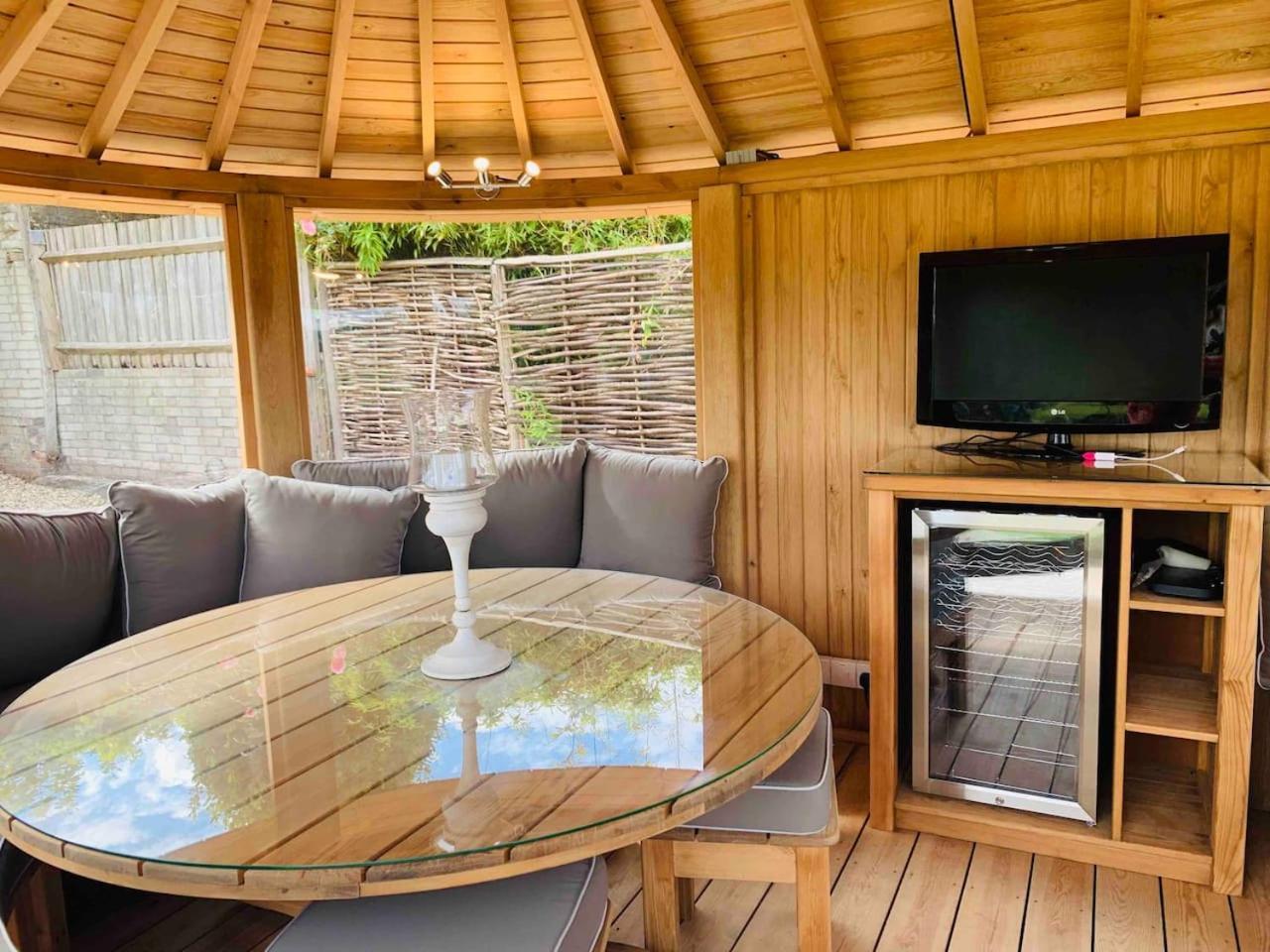 Super Host Large Luxury Cottage South Downs Park Lodsworth Exterior photo